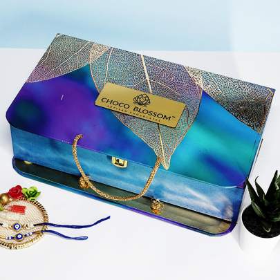 Choco Blossom Box of Bonds